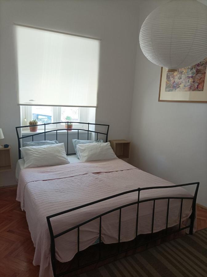 Apartmán Casa Di Nonna Pina, Kuca U Blizini Arene Pula Exteriér fotografie